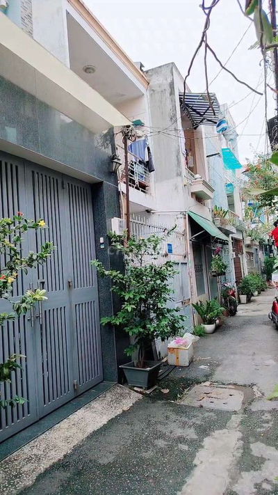 SIÊU RẺ,BÌNH QUỚI , 30M2,P28,,BÌNH THẠNH, 2PN, HẺM XE HƠI, 2.X t.y