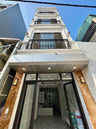 Nhà dân xây mới -4 phòng ngủ - 2 thoáng trước sau - gần chợ Đồng Dinh