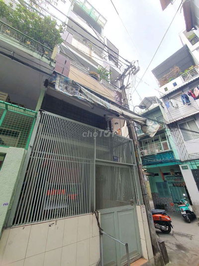 Nhà hẻm 4m đường Ngô Quyền, 4 tầng có sân thượng