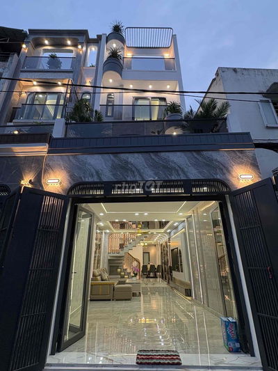 🚗 ĐỖ CỬA– HẺM THÔNG QUANG TRUNG- NHÀ ĐẸP 4PN- (4x15.)5m- TẶNG NỘI THẤT