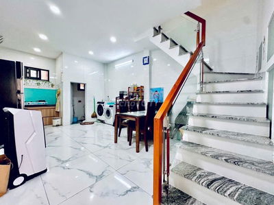 RẺ ĐẸP, Nhà Quang Trung, 48m2, 2 tầng Full đồ, 4.25 tỷ TL