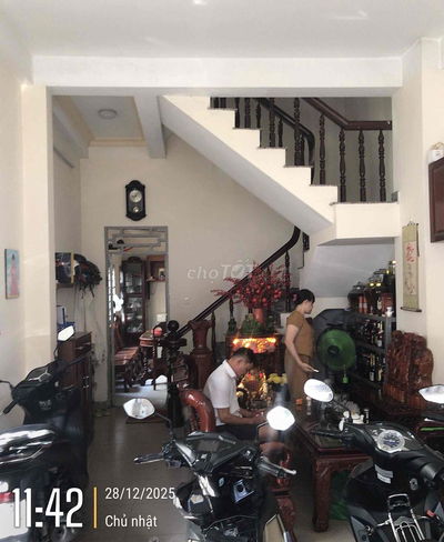 Bán gấp Nhà 5 phòng + 12 phòng trọ đang cho thuê (thu nhập 30tr/tháng)