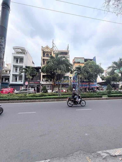 🔥MẶT TIỀN PHAN XÍCH LONG - P2 - PHÚ NHUẬN - CĂN GÓC- 2 TẦNG BTCT - CHỈ