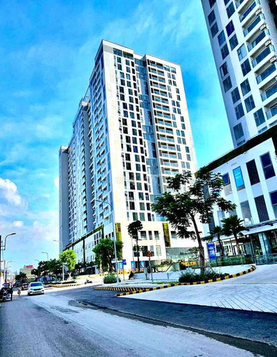 GẤP NHÀ MỚI 2TẦNG HXH ĐỐI DIỆN KHU ĐÔ THỊ VẠN PHÚC KẾ BÊN CHUNG CƯ