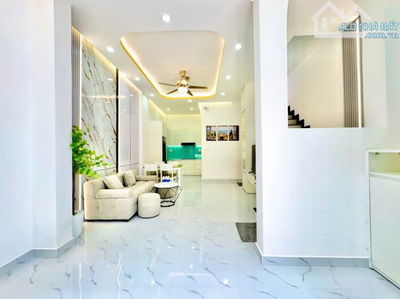 Bán nhà Lê Quang Định, Bình Thạnh, Giá: 3 tỷ 150 triệu / 60m2, sổ hồng riêng, LH ngay