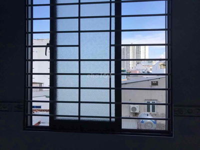 Cho Nữ Thuê Phòng