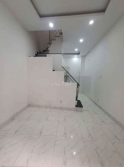 Nhà hà huy giáp. 2 lầu 3pn 2wc