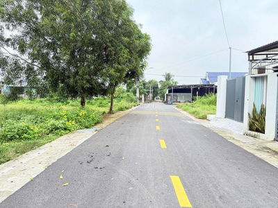 Sau Lưng TTHC Bàu Bàng 325m2 sổ sẵn 150m2 thổ cư mặt đường kinh doanh