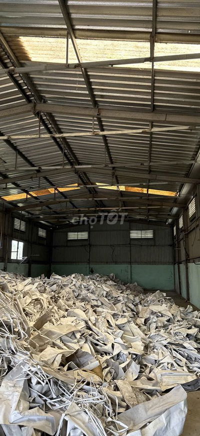 CHO THUÊ XƯỞNG PHƯỚC VĨNH AN 400M GIÁ 13TR