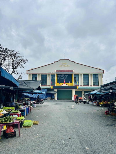 Chào Bán Lô Sạch Đẹp Sát Đường Nhựa