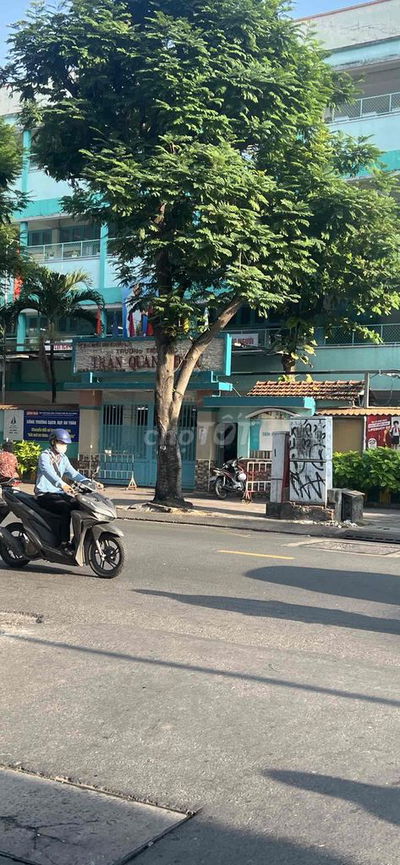 Hẻm xe hơi, đường Lê Văn Sỹ, nở hậu 4,5m.Dt 110m2