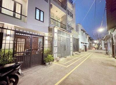 Ai Cần Ở Ngay, 81m2 - 4x20,5 - 2 tầng - Huỳnh Văn Nghệ - P15 Tân Bình.