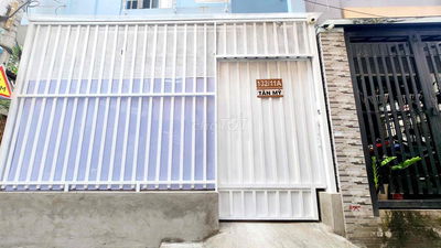 Phòng trọ cách UFM 100m