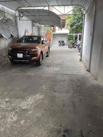 Nhà cấp 4 hai mặt hẻm xe tải thông 11 x 19m 198m2 đất chỉ 23.8 tỷ