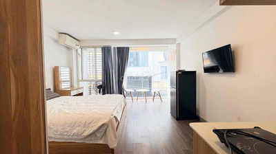 CHO THUÊ CHDV STUDIO BALCONY FULL NỘI THẤT THANG MÁY NGAY BẾN THÀNH-Q1