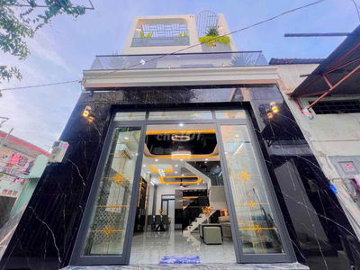 Nhà Mới vào ở liền tặng nội thất đón tết 5 x 12M.