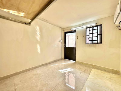Cho Thuê Phòng Trọ Ngay Bốn Xã - Sẵn Máy lạnh, Phù Hợp Ở 1 Người