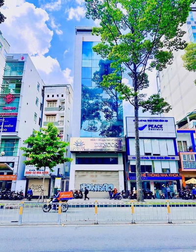 Cho thuê tòa nhà đường Trần Hưng Đạo, phường Cầu Kho, Quận 1.