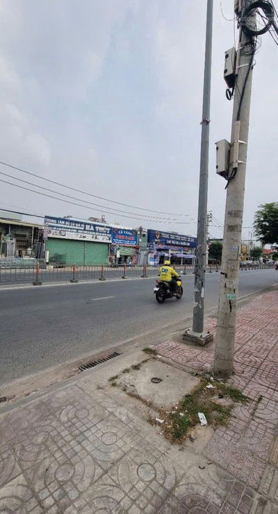 Bán nhà mặt tiền tô ký 6,3x51,8