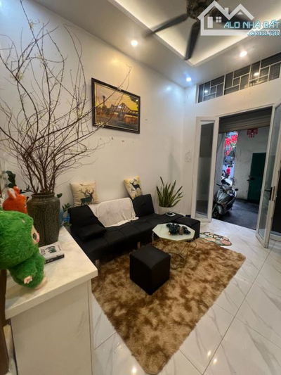 📢📢📢 Bán Nhà Phố Hoàng Hoa Thám - Cách Phố Vài Bước Chân 🏡📣