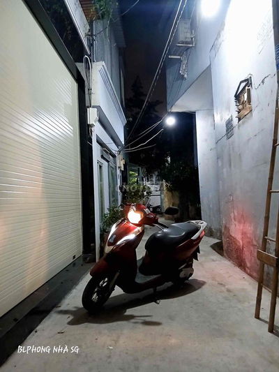 2 TẦNG BTCT - 36m2 GẦN CƯ XÁ NGÂN HÀNG - SỔ RIÊNG - NHĨNH 3 TL