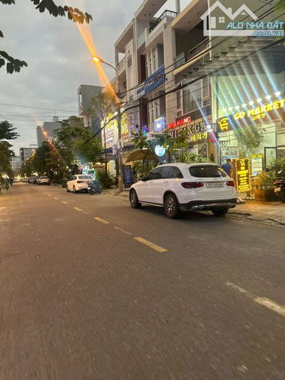 BÁN LÔ ĐẤT VÍP MẶT PHỐ KINH DOANH DƯƠNG ĐÌNH NGHỆ 235M2 NGANG 10M CHỈ 50 TỶ