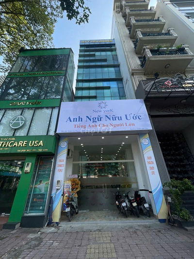 Văn phòng cho thuê tầng 3 - 137m2  Mặt tiền Lý Thường Kiệt, Q10