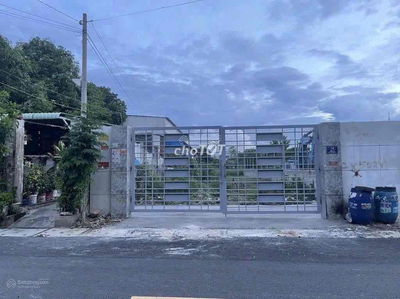 Đất vườn rộng 340m², nằm tại xã Tân Thông Hội thích hợp xây nhà vườn