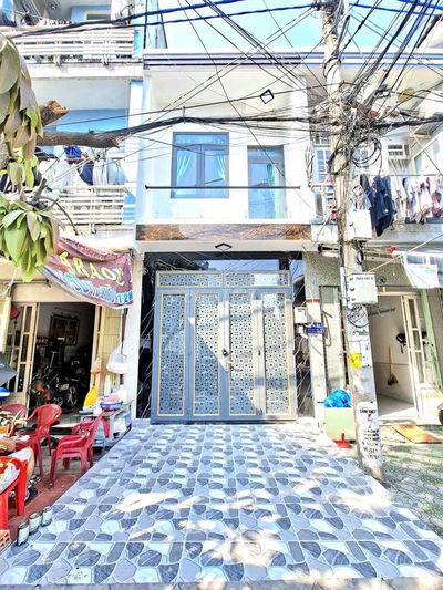 BÁN NHÀ MỚI 1LẦU 2PN TO - ĐƯỜNG XE HƠI TRÁNH NHAU