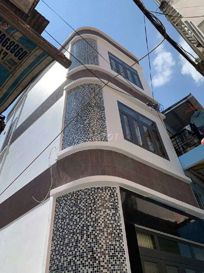 Bán nhà 4 tầng BTCT đường Lý Thái Tổ phường 9 quận 10