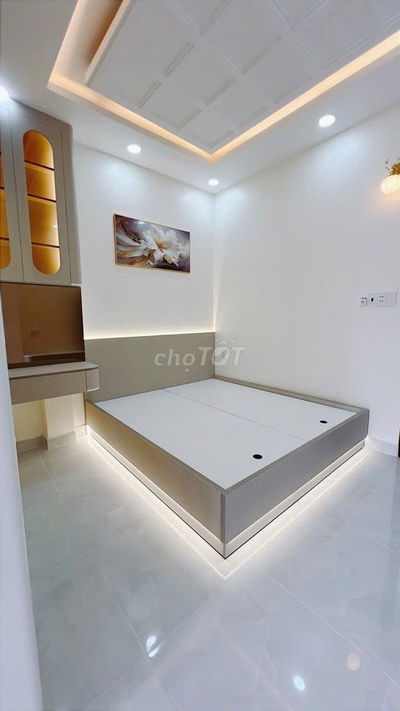 bán nhà 68m2 trệt lầu 3PN huỳnh tấn phát quận 7, tặng full nội thất