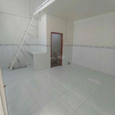 🌟 CHO THUÊ PHÒNG TRỌ – CÁI RĂNG, CẦN THƠ 🌟 📍 Vị trí cực tiện lợi: * Gầ