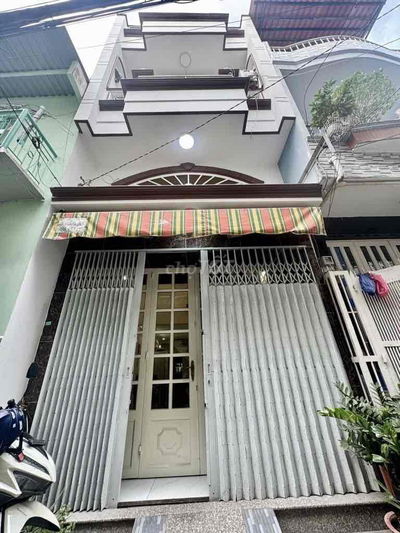 QUẬN 6 - NHÀ 2 MẶT TRƯỚC SAU - ÔTÔ TẬN CỬA - 40m2 ( 3 TẦNG ) TRỆT LỬNG