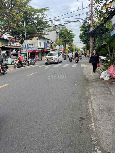 cho thuê NHÀ MẶT LẦM VĂN BỀN 3x11m trêtk lửng 15tr 2PN