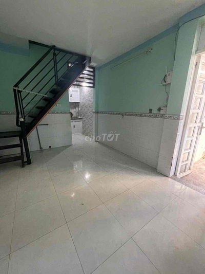 Nhà 2 Tầng Sổ Riêng Không Quy Hoạch Gần ĐH Gần Hàng