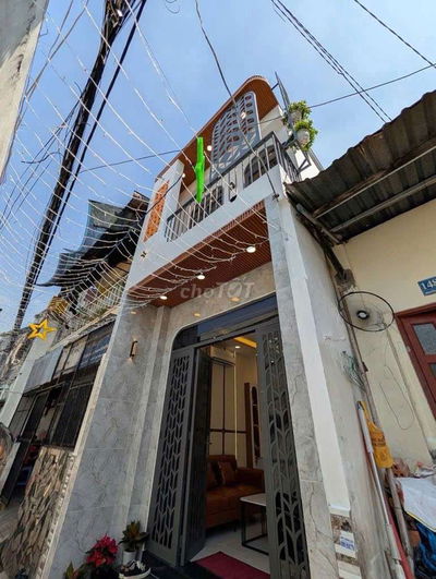 HIẾM PHAN XÍCH LONG – 3PN – NHÀ 2 TẦNG – TẶNG FULL NỘI THẤT – GIÁ TỐT