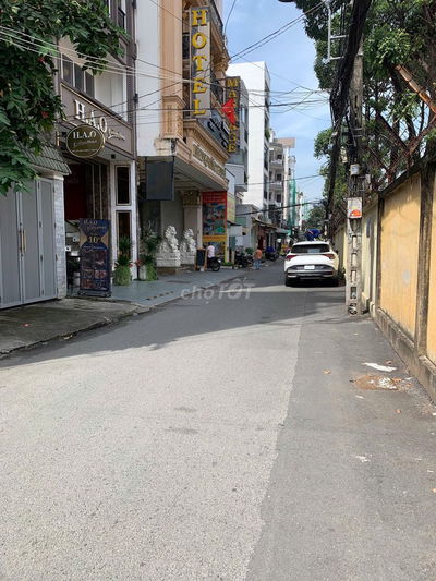 V10 HẺM OTO CỰC HIẾM - DT CỠ 60M2 NGANG 4M – 2 TẦNG CMT8 Q.10 - 9.x TỶ