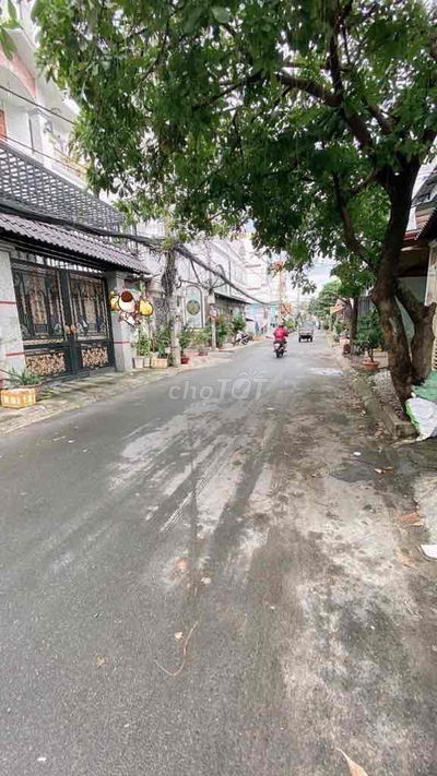 QUANG TRUNG - HẺM 8M - 200M2 - KHU XÂY CAO CĂN HỘ - CHỈ 83tr/m2