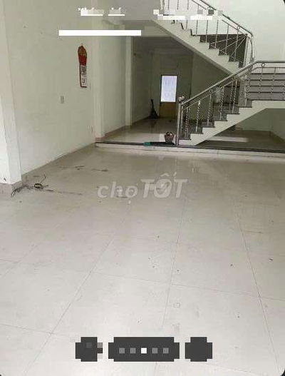 NHÀ 2 TẦNG 4PN RỘNG RÃI MẶT TIỀN CÙ CHÍNH LAN