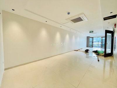 Cho thuê văn phòng Đặng Tiến Đông 130m2 22tr view thoáng đẹp sàn vuông