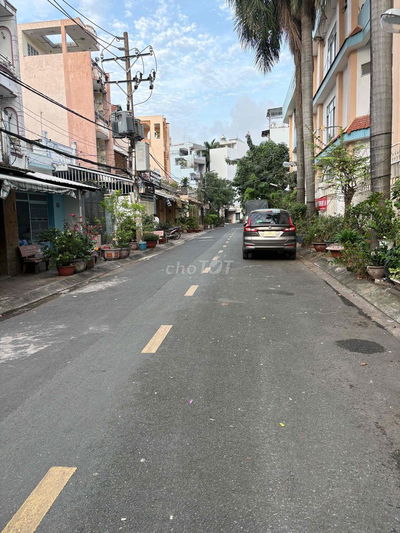 Bán nhà khu Tên Lửa 4x20m đường to kế aeon Bình Tân