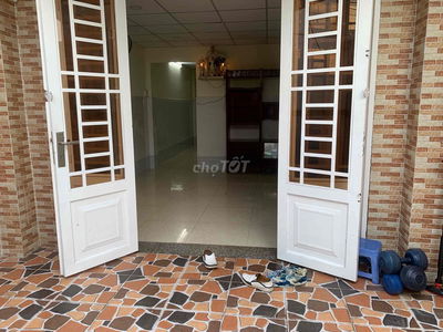 cho thuê nhà nguyên căn , ngay ngả 4 bình triệu thủ đức, 3pn, giá :7tr