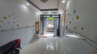 CÁCH MẶT TIỀN VÀI CHỤC MÉT-GẦN HÀNG XANH- CHO THUÊ 9TR5 - 2 TẦNG2 PN