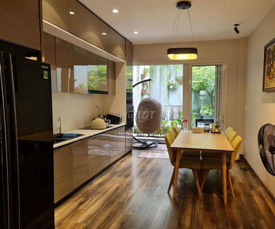 Cực vip - Full nội thất cao cấp, Hẻm xe tải  Hoàng Văn Thụ, Út Tịch