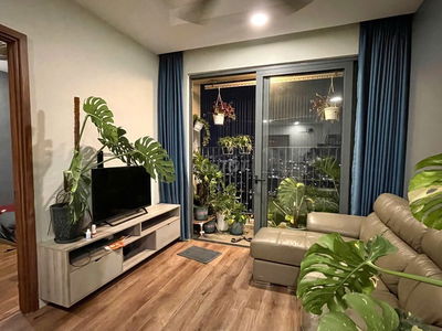 Cho thuê CH THE PEGASUITE (2PN-2WC) NT như hình. Tầng cao thoáng