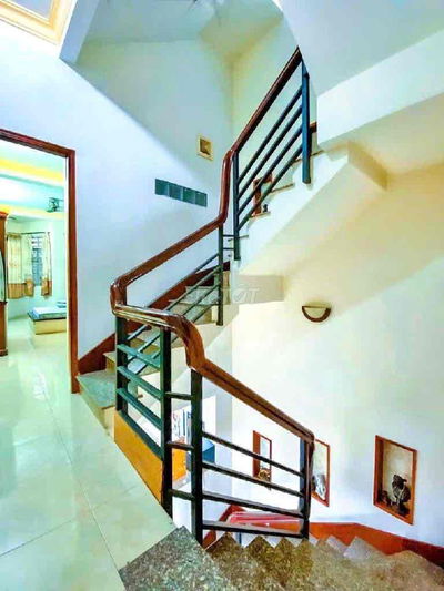 BÁN NHÀ: CMT8- 77m2 - 4 tầng - hẻm xe hơi quay đầu giá 12 tỷ