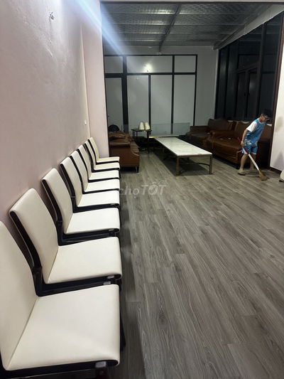 nhà cần bán , đường oto tránh , pháp lý sạch sẵn sàng giao dịch