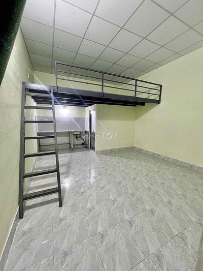 Phòng trọ có gác , máy lạnh giá rẻ đường Thạnh Lộc 19