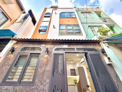 Bán Nhà Phan Xích Long khu ẩm thực -Giáp Q1 - 4 tầng BTCT nhỉnh 5Ty