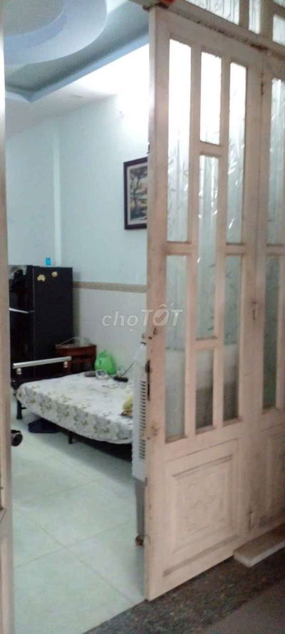 Nhà 1 Trệt 2 Lầu 4x11m 4 Phòng hẻm 2266 Huỳnh Tấn Phát